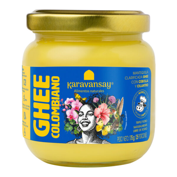 Ghee colombiano Karavansay con cebolla y cilantro en frasco de vidrio, mantequilla clarificada saborizada
